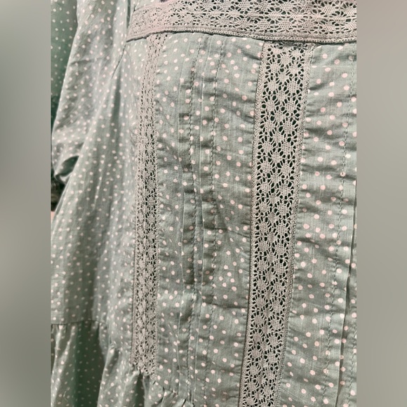 Loft Blouse - Picture 2 of 4